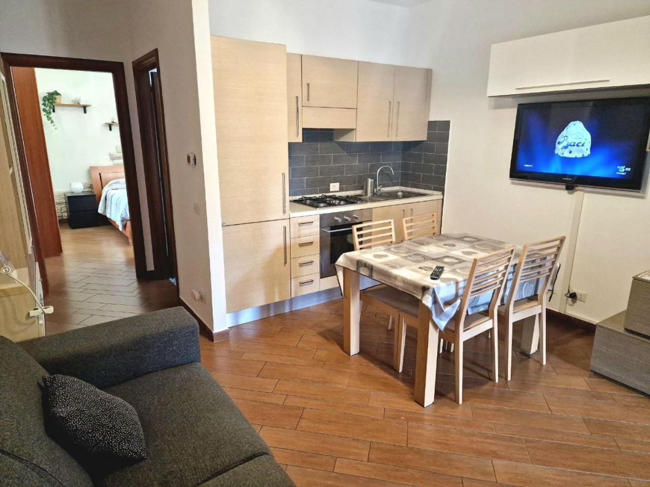 Domus Livio, 7 Min Fco Airport, Free Wifi, Garden Apartment, 2 Tv Hd Fiumicino Esterno foto