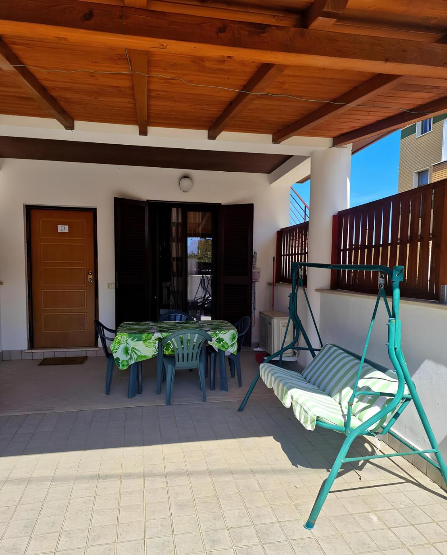 Domus Livio, 7 Min Fco Airport, Free Wifi, Garden Apartment, 2 Tv Hd Fiumicino Esterno foto