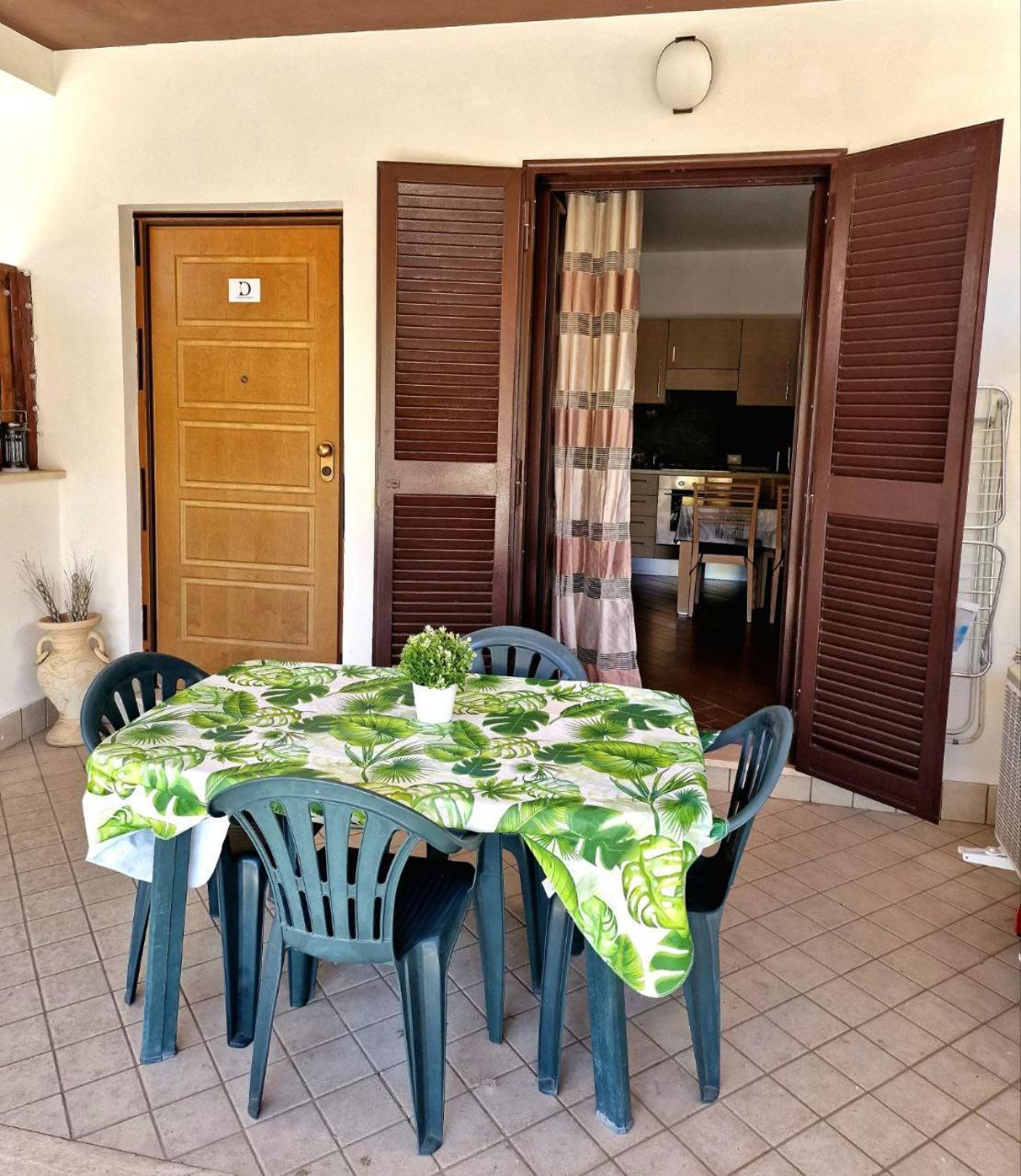 Domus Livio, 7 Min Fco Airport, Free Wifi, Garden Apartment, 2 Tv Hd Fiumicino Esterno foto